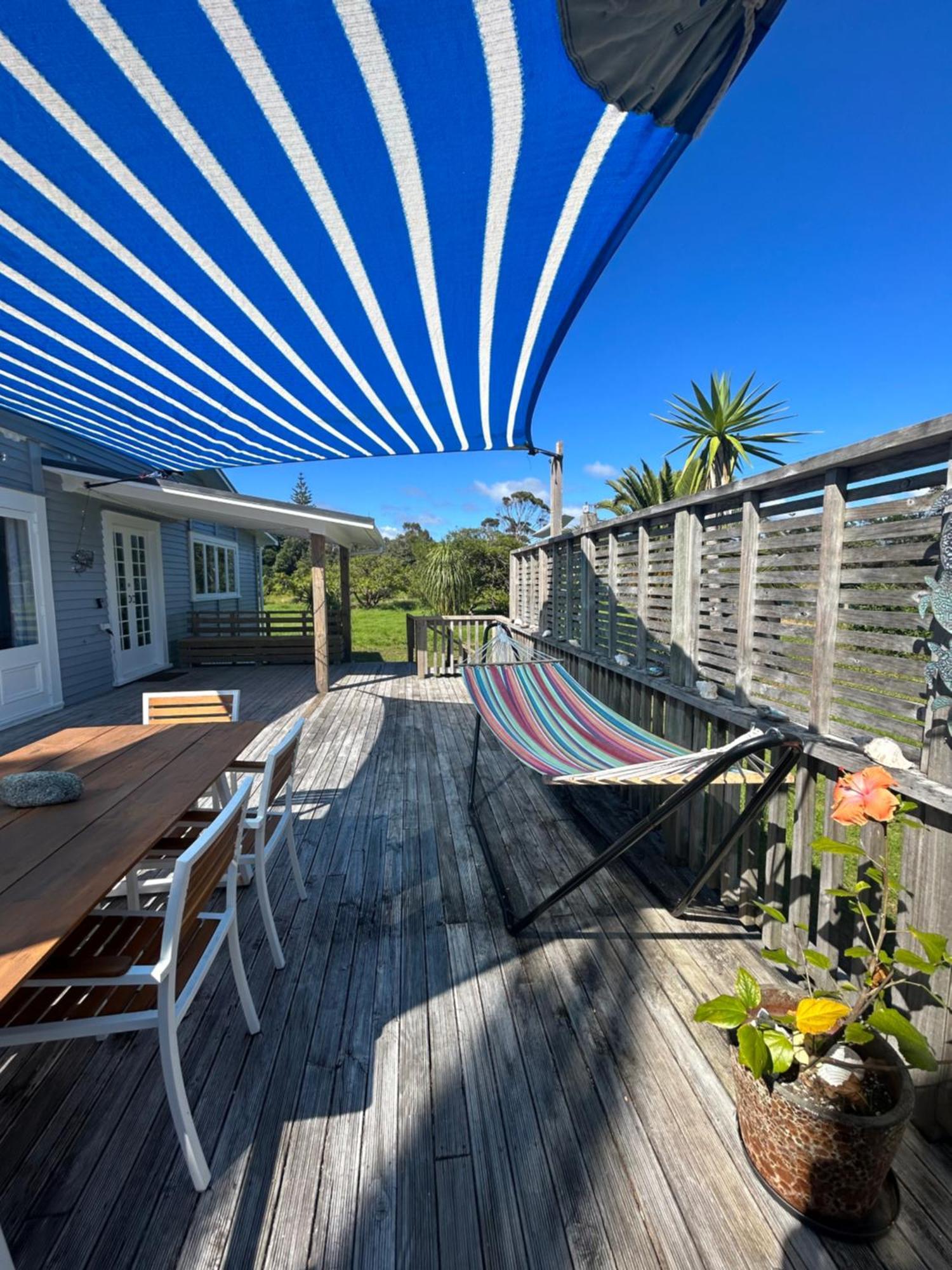 Green Turtle Cottage Pukenui ภายนอก รูปภาพ